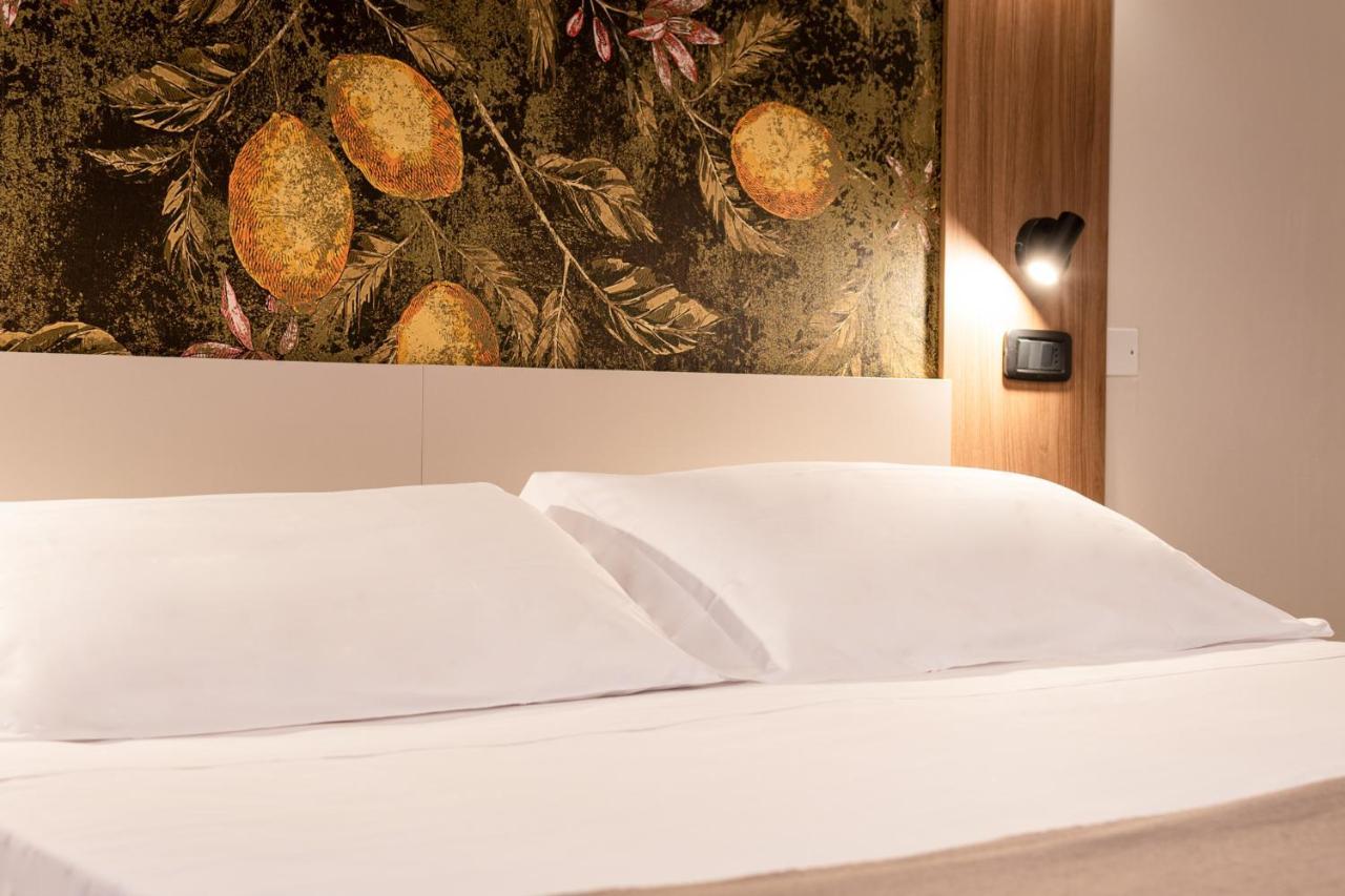 Continental B&B City Hotel Μπιμπιόνε Εξωτερικό φωτογραφία