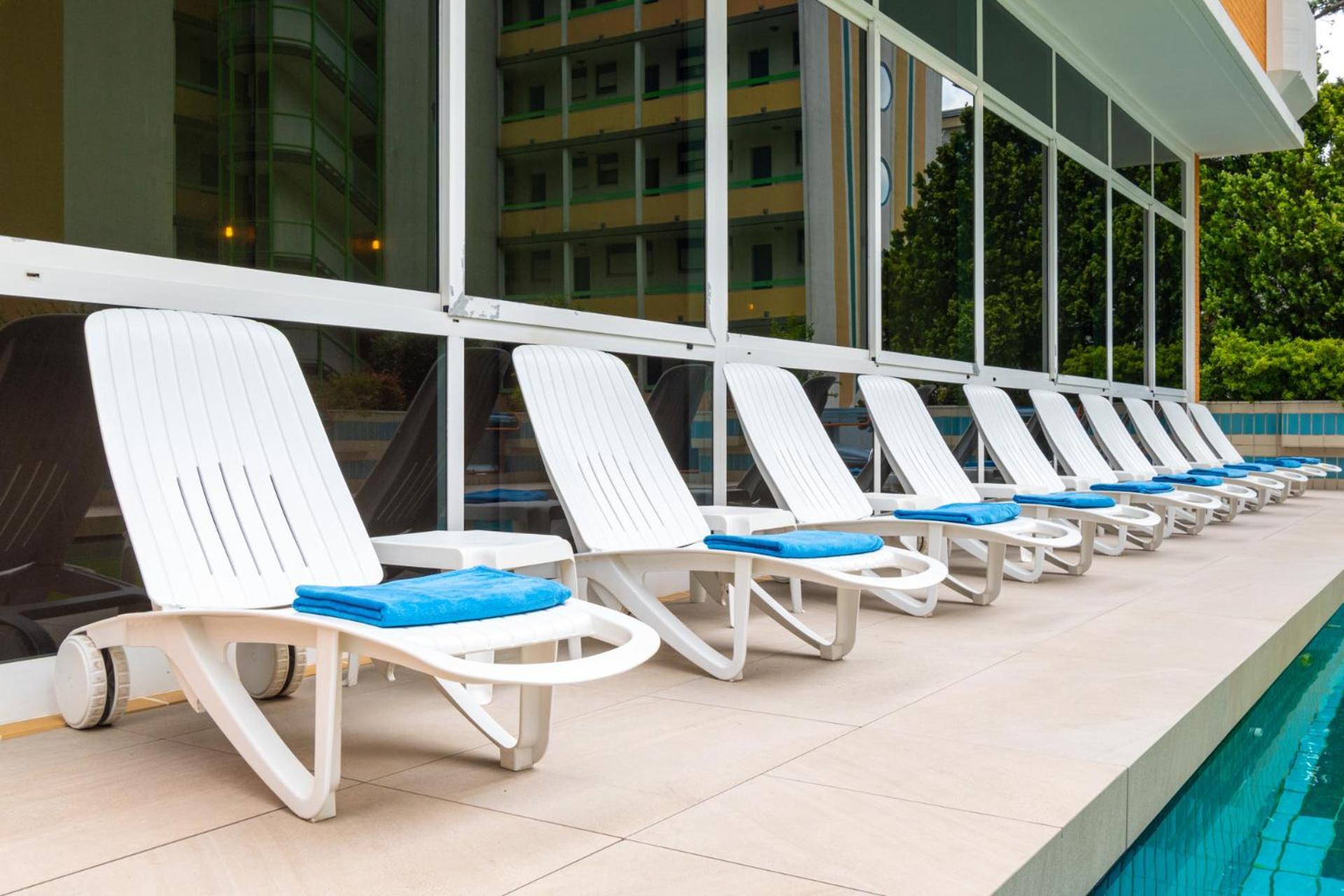 Continental B&B City Hotel Μπιμπιόνε Εξωτερικό φωτογραφία