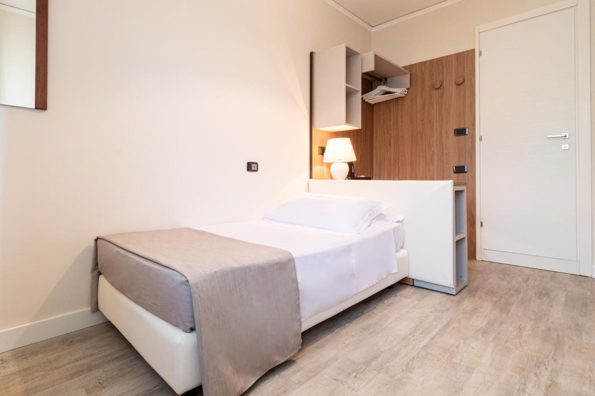Continental B&B City Hotel Μπιμπιόνε Δωμάτιο φωτογραφία