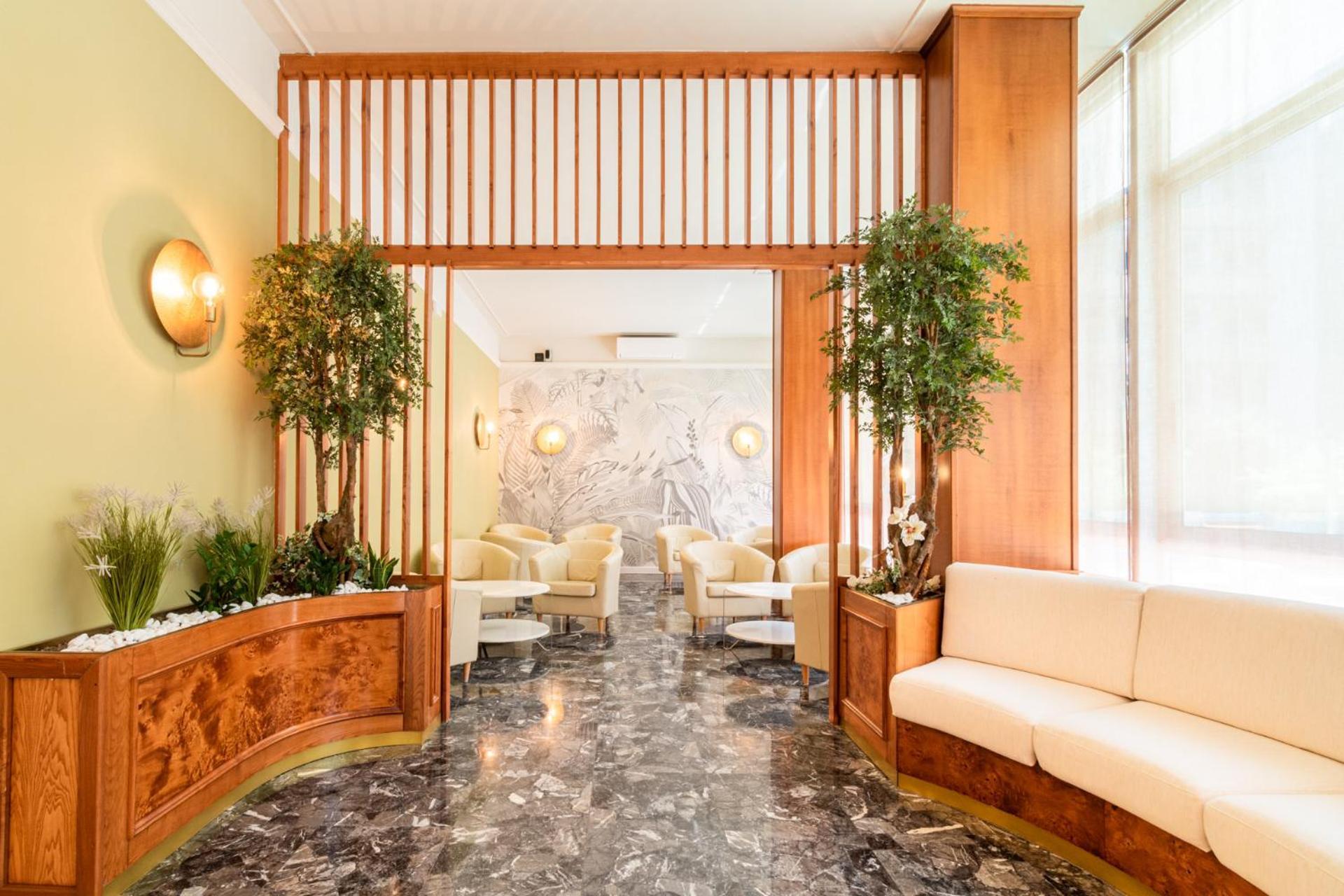 Continental B&B City Hotel Μπιμπιόνε Εξωτερικό φωτογραφία