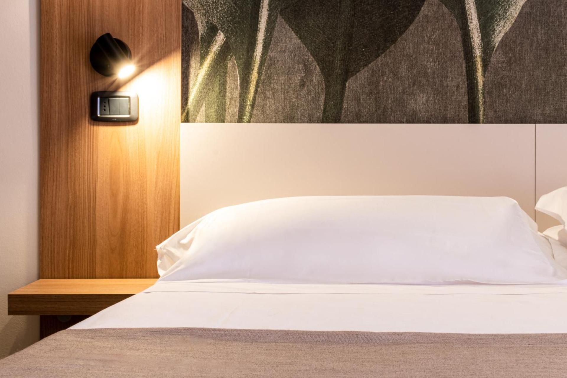 Continental B&B City Hotel Μπιμπιόνε Δωμάτιο φωτογραφία